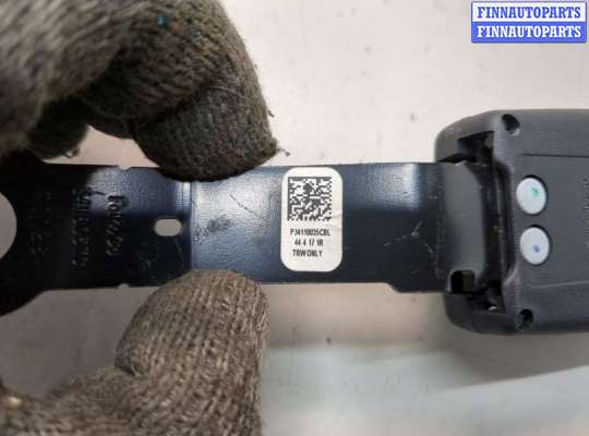 купить Замок ремня безопасности на Ford Kuga 2012-2016