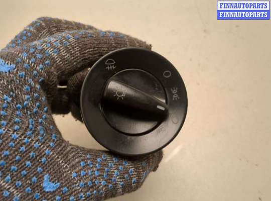 Переключатель света на Volkswagen Passat B5 (3B)