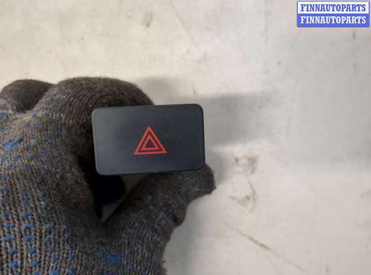 купить Кнопка аварийки на Nissan Titan 2003-2015