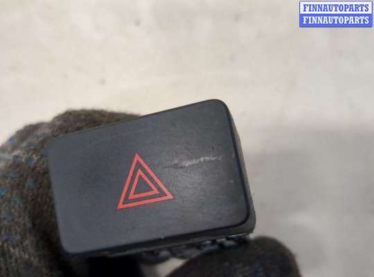 купить Кнопка аварийки на Nissan Titan 2003-2015