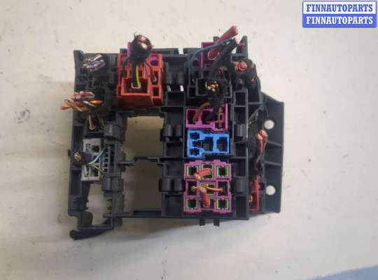 купить Блок предохранителей на Audi A8 (D3) 2002-2010