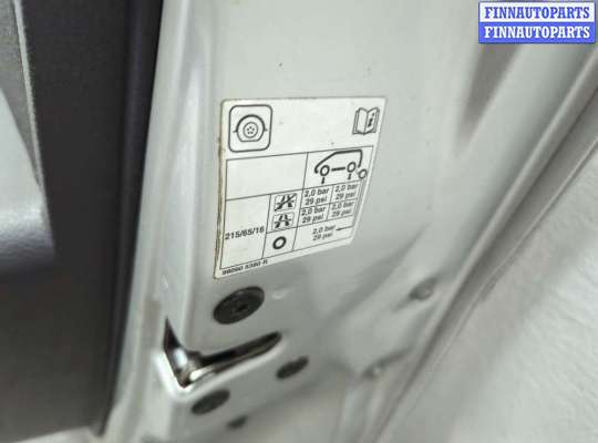 купить Стекло боковой двери на Dacia Duster 2010-2017