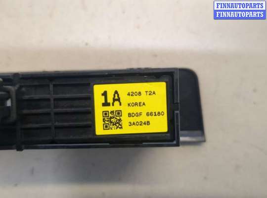 купить Кнопка открывания багажника салонная на Mazda 3 (BP) 2019-2025