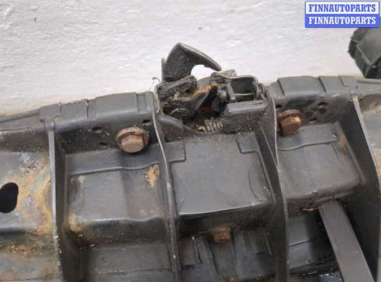 купить Замок капота на Ford Fiesta 2001-2007