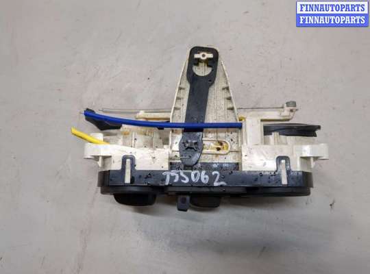 купить Переключатель отопителя (печки) на Nissan Note E11 2005-2013