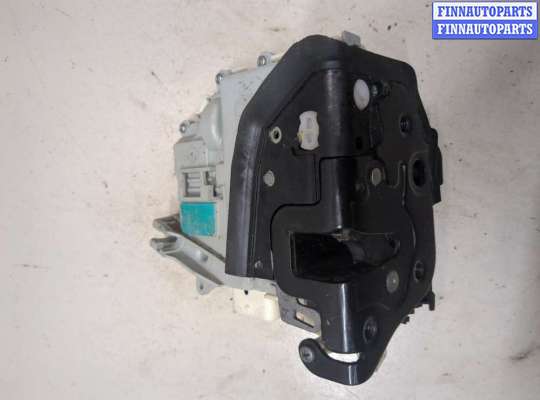 Замок боковой двери на Audi Q7 (4L)