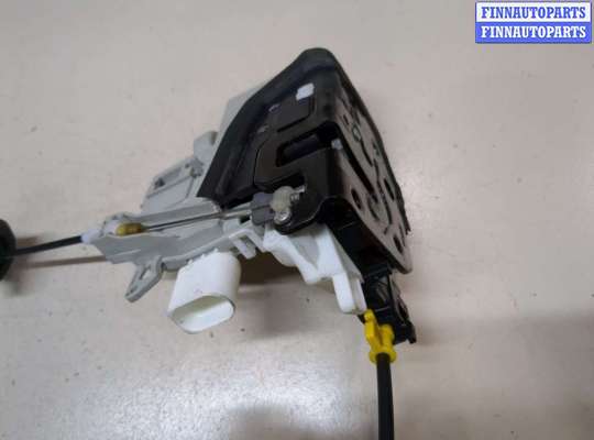 Замок боковой двери на Audi A5 (8T)