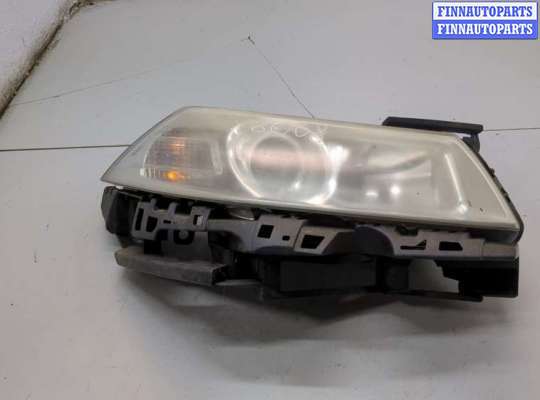 Кронштейн фары RN1576302 на Renault Megane 2 2002-2009