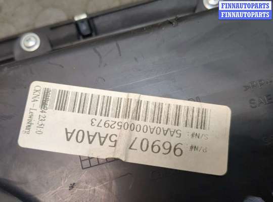 купить Пластик центральной консоли на Nissan Murano 2014-2022