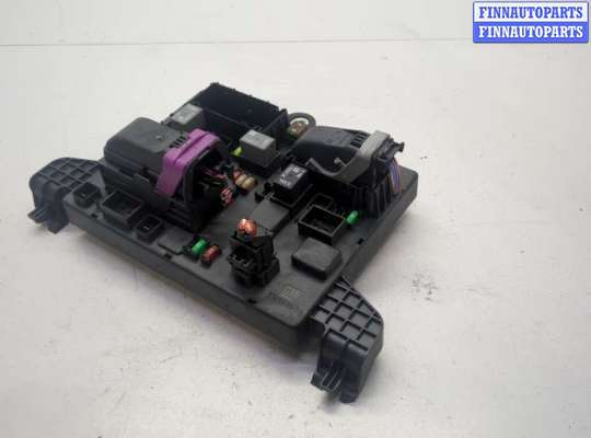 купить Блок предохранителей на Opel Astra J 2010-2017