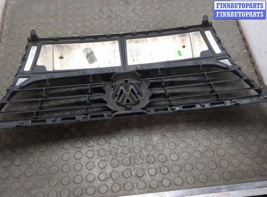 купить Решетка радиатора на Volkswagen Touran 2006-2010