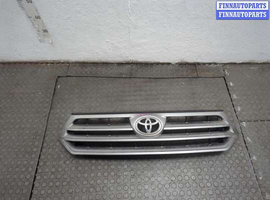 Решетка радиатора на Toyota Highlander II (XU40)