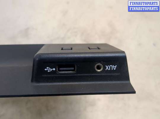 купить Разъем AUX/USB на Skoda Octavia (A7) 2013-2023