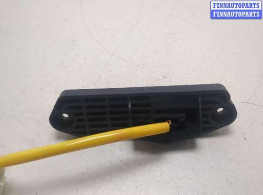 купить Кнопка открывания багажника с крышки на Mitsubishi Outlander 2012-2021