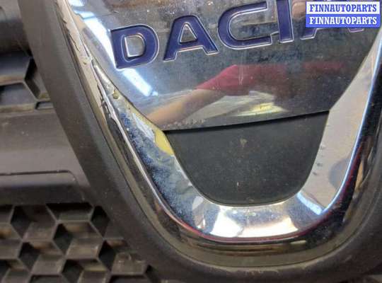 купить Решетка радиатора на Dacia Sandero 2013-2020