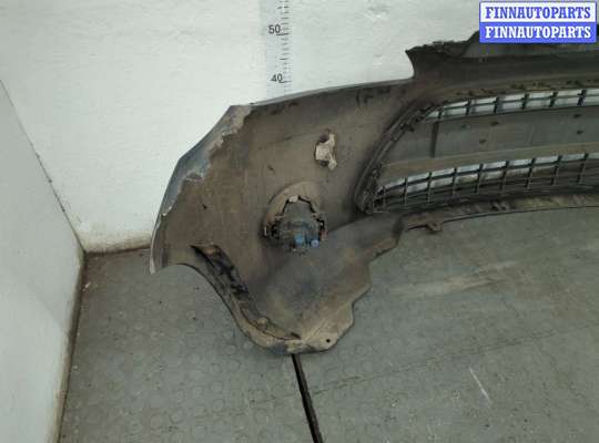 купить Решетка радиатора на Ford Fiesta 2008-2013