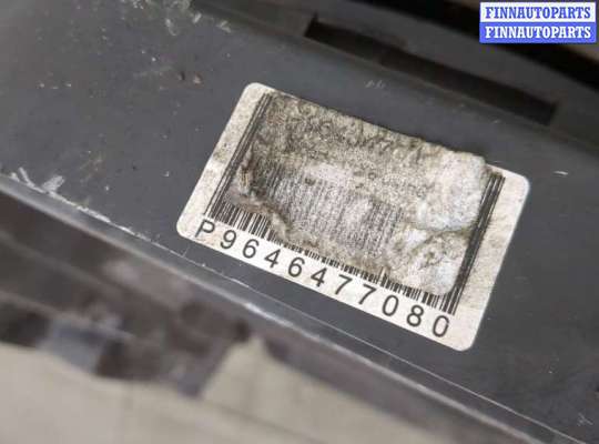 купить Рамка передняя (телевизор) на Citroen C5 2008-