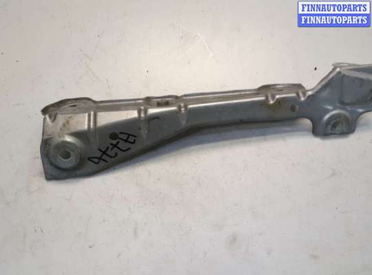 Кронштейн крепления крыла