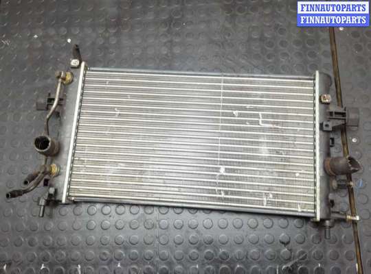 Радиатор охлаждения двигателя OP2385128 на Opel Astra G 1998-2005