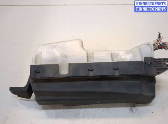 купить Блок предохранителей на Toyota Avensis 2 2003-2008