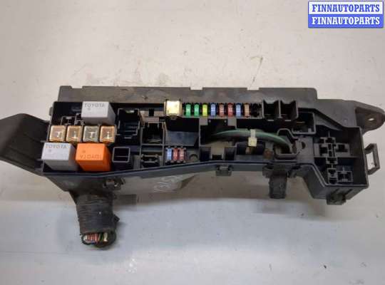 купить Блок предохранителей на Toyota Avensis 2 2003-2008