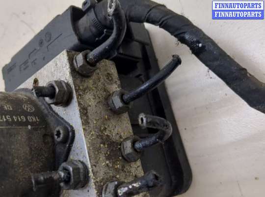 купить Блок АБС, насос (ABS, ESP, ASR) на Volkswagen Jetta 5 2004-2010