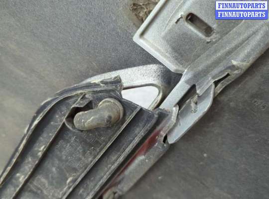 купить Заглушка буксировочного крюка на Volkswagen Touareg 2010-2014