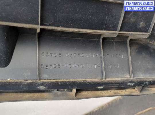 купить Жабо под дворники (дождевик) на Toyota Tundra 2007-2013