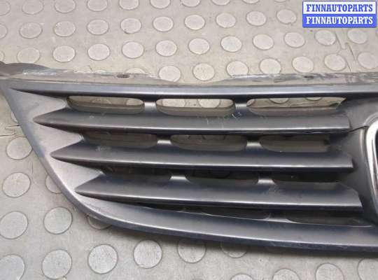 купить Решетка радиатора на Honda Civic 2000-2006