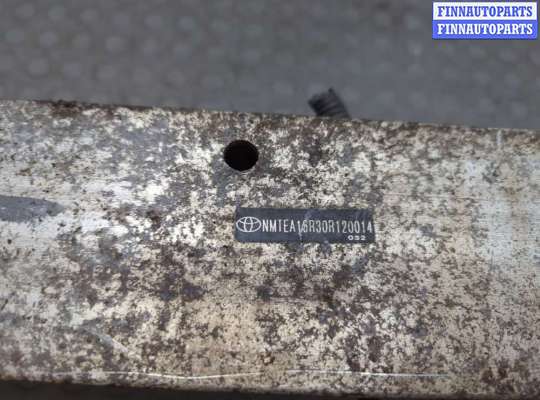 купить Усилитель бампера на Toyota Corolla Verso 2004-2009
