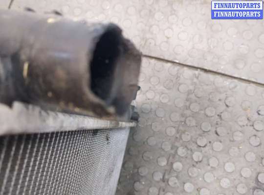 купить Радиатор охлаждения двигателя на Nissan Navara 2004-2015