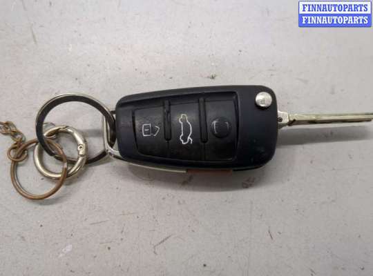 Ключ зажигания AU1754826 на Audi Q7 2005-2015