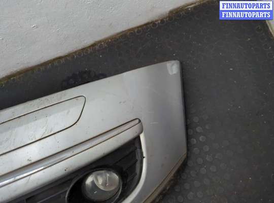 Бампер передний на Volkswagen Jetta V (1K)