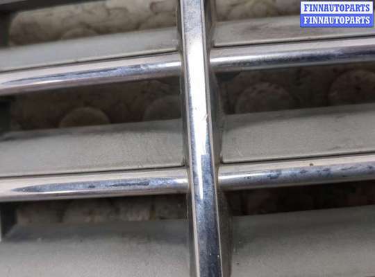 купить Решетка радиатора на Mercedes C W203 2000-2008