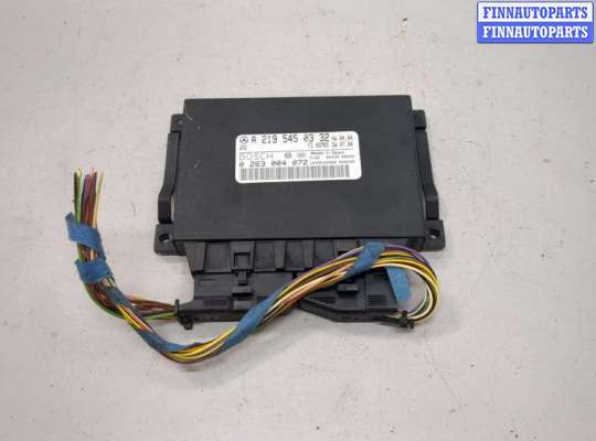 Блок управления парктрониками MB1572301 на Mercedes CLS C219 2004-2010