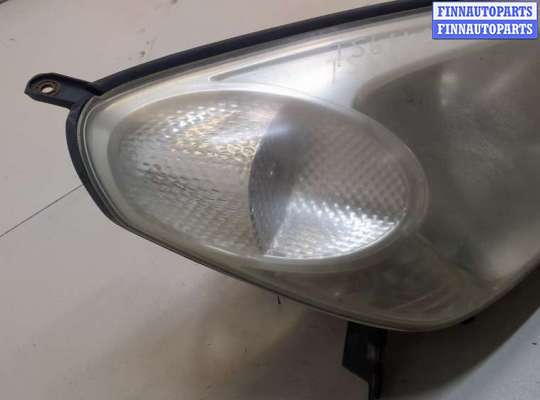 купить Фара (передняя) на Toyota RAV 4 2000-2005