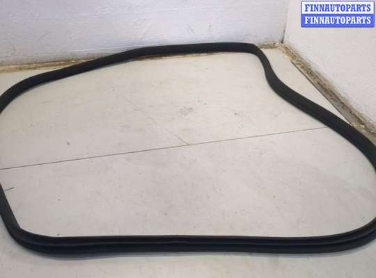 купить Уплотнитель на Mercedes E W211 2002-2009