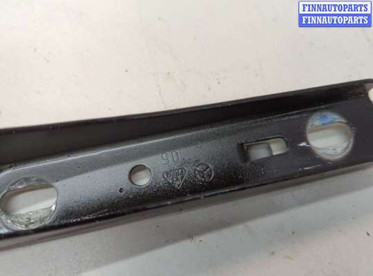 купить Петля крышки багажника на Mercedes CLS C219 2004-2010