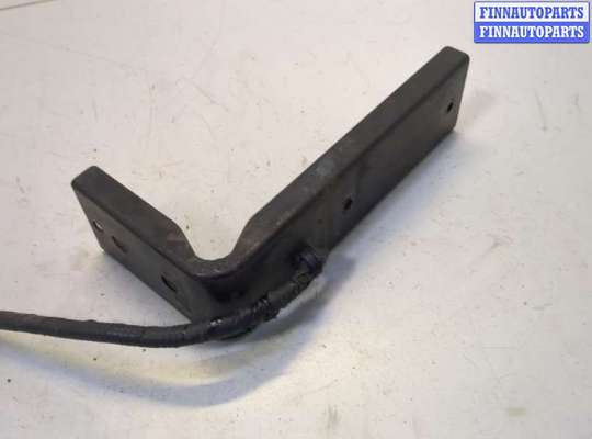 купить Кронштейн (лапа крепления) на Infiniti QX56 2010-2013