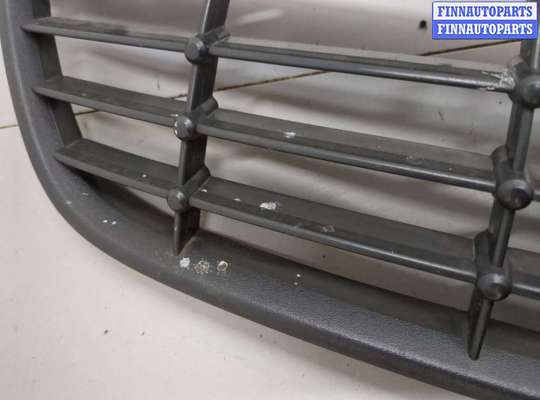 купить Решетка радиатора на Ford Focus 2 2008-2011