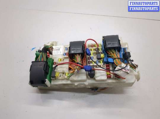 Блок предохранителей FO2161596 на Ford Kuga 2008-2012