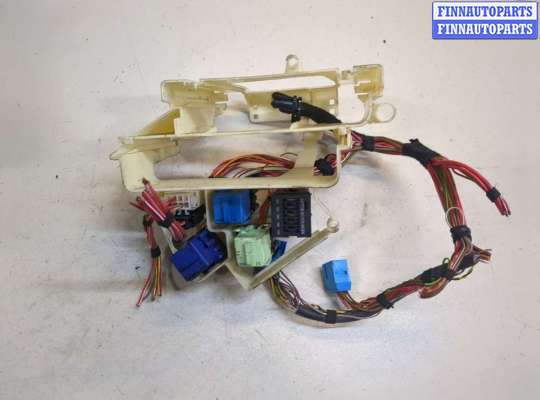 купить Кронштейн блока управления на BMW X3 E83 2003-2010