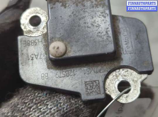 Датчик расхода воздуха (ДМРВ) на Ford Kuga II / Escape III