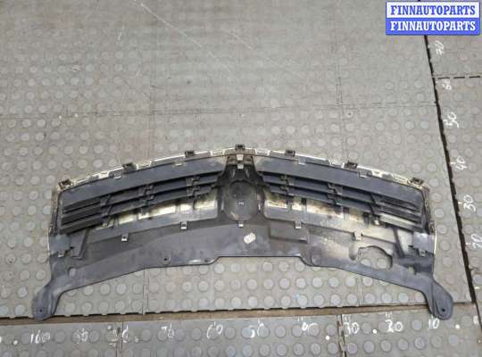 купить Решетка радиатора на Opel Astra H 2004-2010