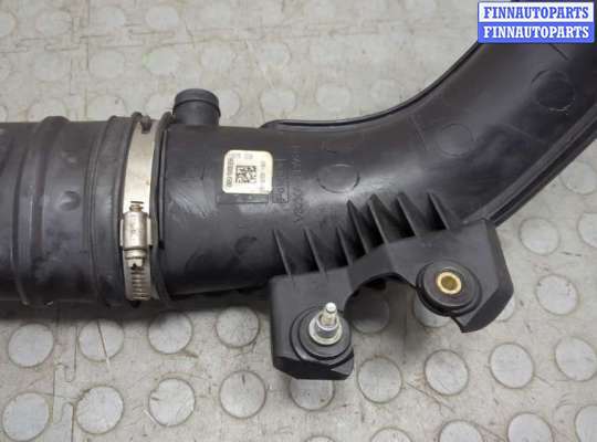 купить Воздуховод на Ford Escape 2012-2015