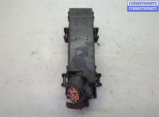 купить Блок предохранителей на Jeep Grand Cherokee 2004-2010