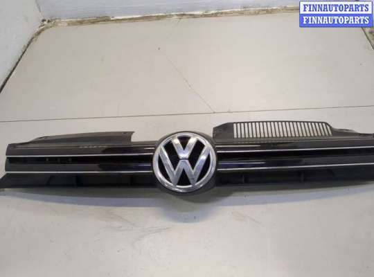 купить Решетка радиатора на Volkswagen Golf 6 2009-2012