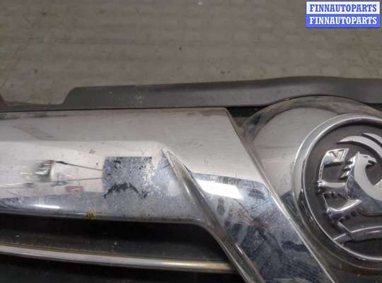 купить Решетка радиатора на Opel Zafira B 2005-2014
