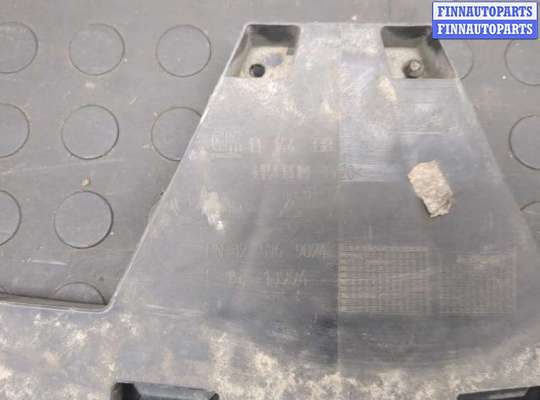 Кронштейн бампера на Opel Zafira B