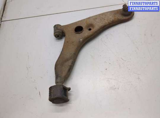 Рычаг подвески MT572206 на Mitsubishi Carisma 1995-2004